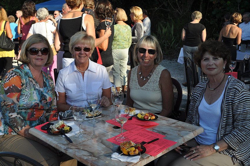 Cheryl Viera, Cathy Bischof, Doris Forst and Lorraine Falivee