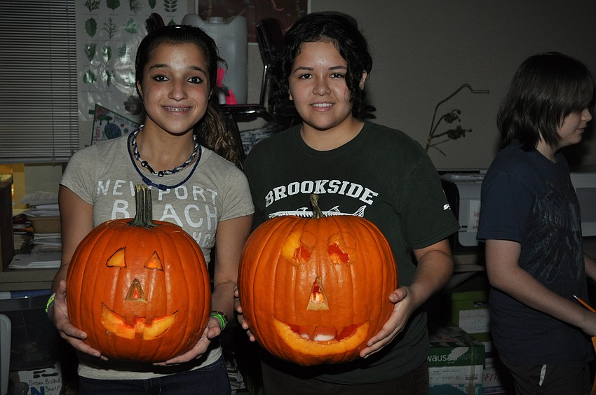 Shayna Stone and Estephany Arauz