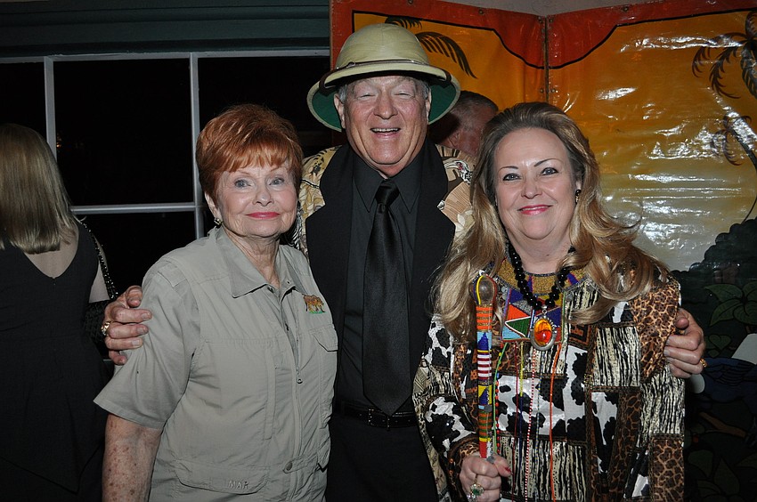 Co-Chairwoman Mary Ann Robinson with Bruce and India Lesser