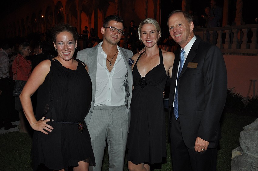 Mindy and Wayne Rollins with Alisa and Roger Pettingell