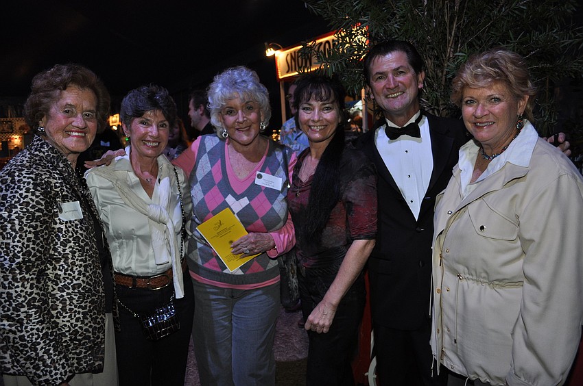 Betty Schoenbaum, Carol Krug, Tana Sandefur, Dolly Jacobs, Pedro Reis