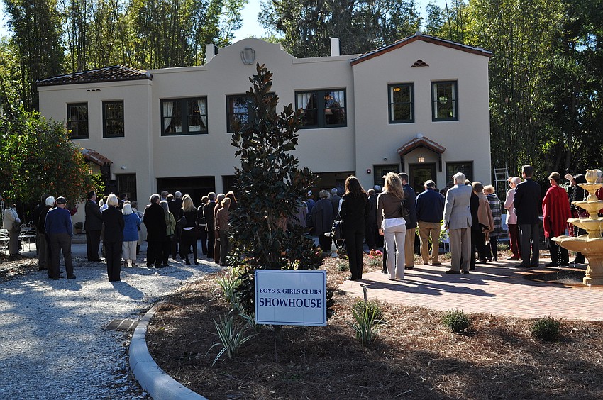 'Jewels on the Bay' Designer Showhouse