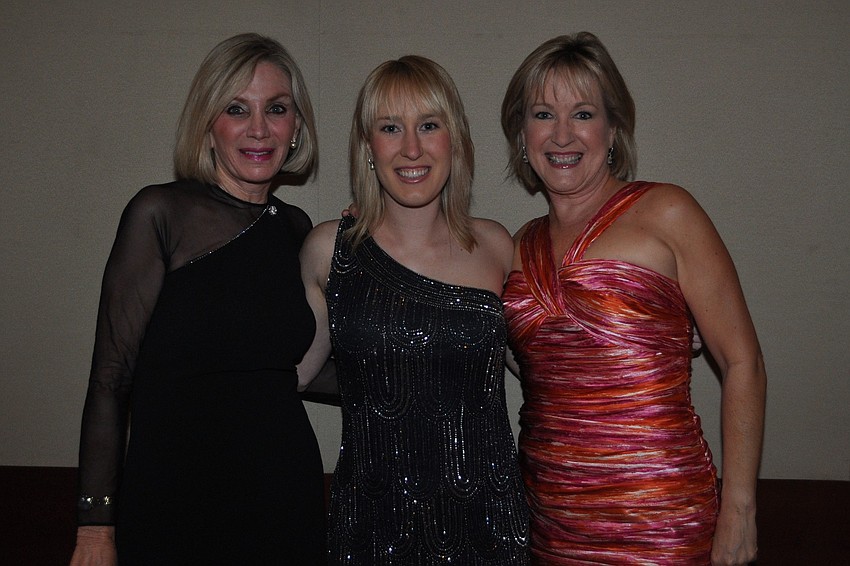 Hillary Steel, Crystal Hansen, Teri Hansen