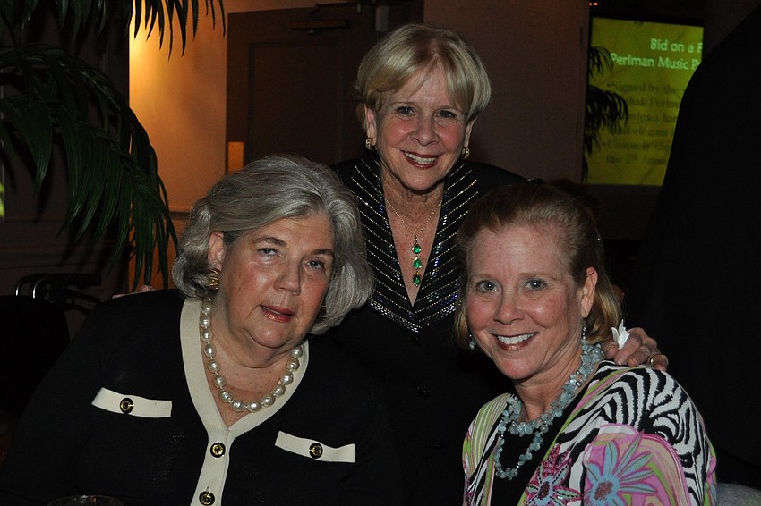 Amy Waters, Dottie Baer Garner and Betsy Garner Wyant