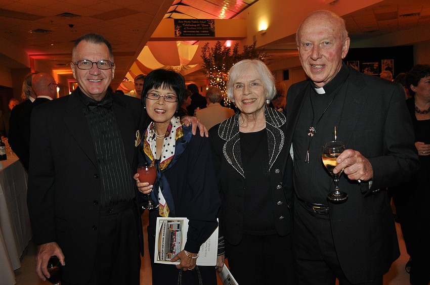 Ronald Weitemier, Evelyn Moya, Joann Desrosiers and Col. John Krozser
