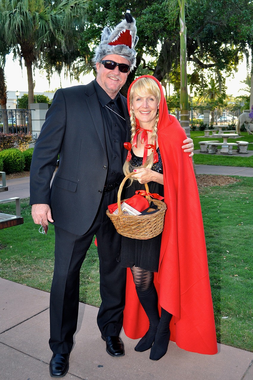 Rob Brady and Jennifer Mumford Brady