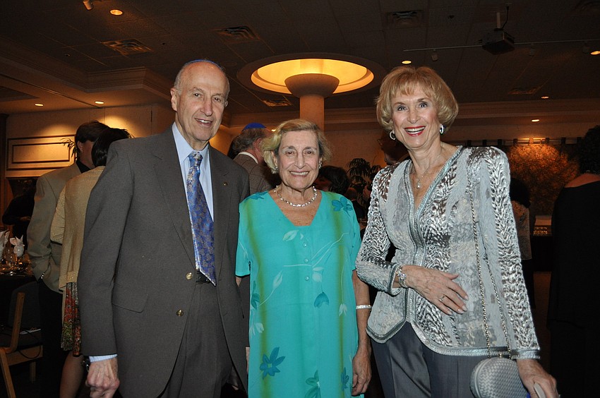Dr. Bob and Lillian Brent and MeMe Kramer