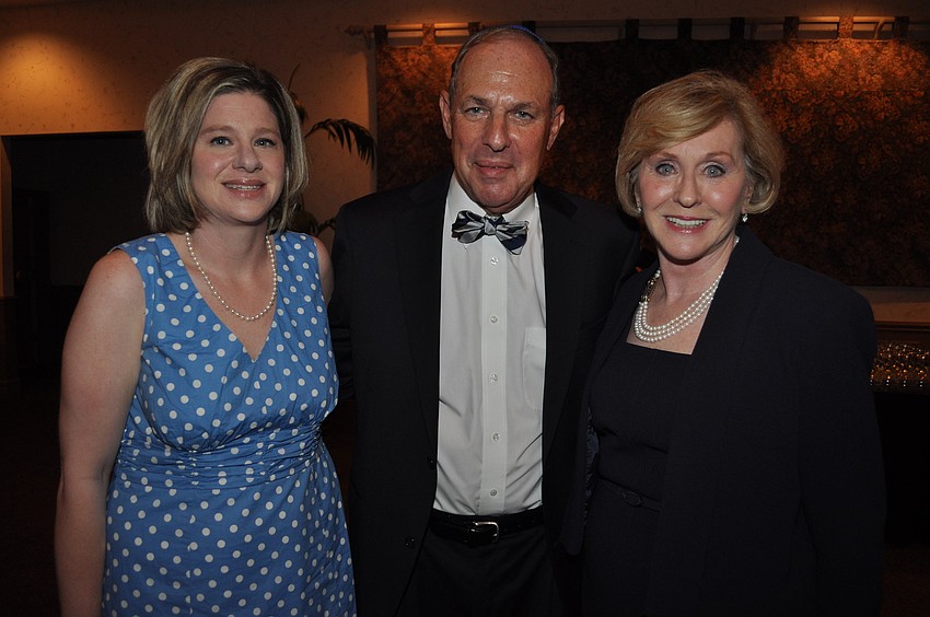 Anne Brozoskie and Dr. Leonard and Judith Schwartzbaum