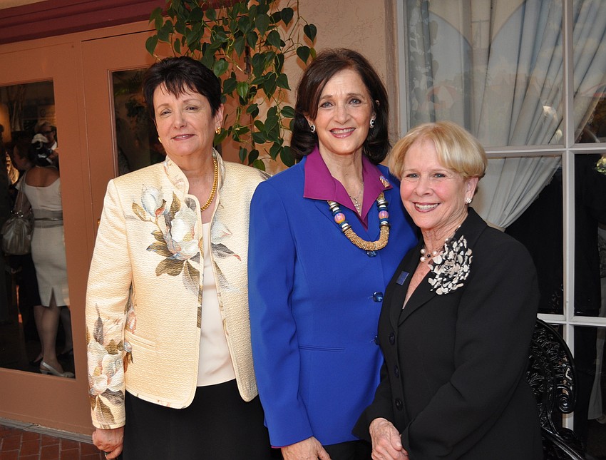 Linda de Mello, guest speaker Barbara Metzler and Chairwoman Dottie Baer Garner