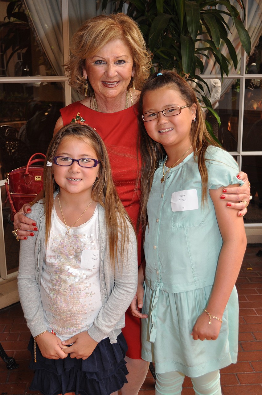 Honoree Renee Hamad with her granddaughters, Sage and Lauren Yenari