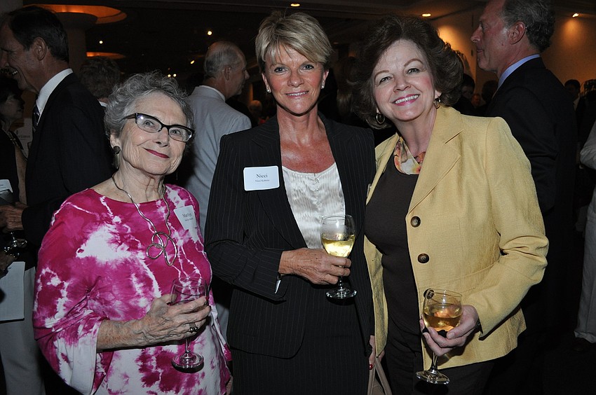 Marilyn Harwell, Nicci Kobritz and Donna Dunio
