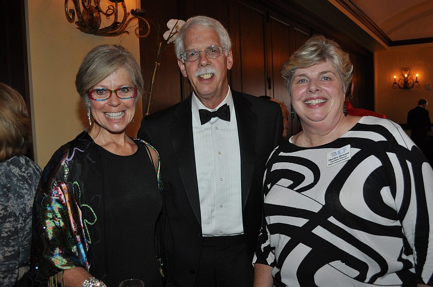 Roxie and Mike Jerde with Marilyn Howard