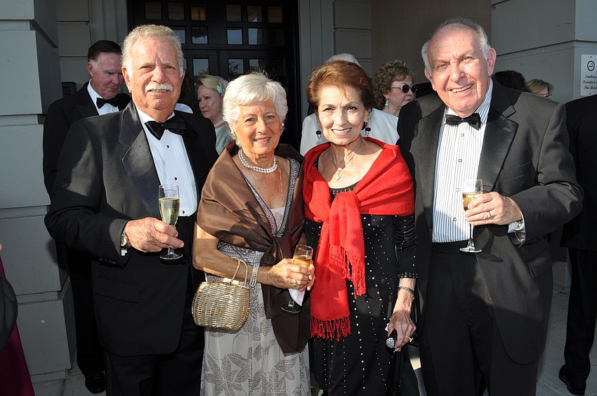 Irv and Marilyn Naiditch with Jewel and Mike Ash
