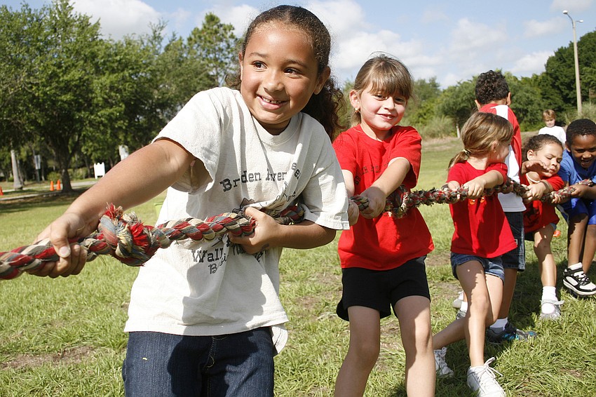 Jasmine Hernandez led her team in the tug-of-war competition.