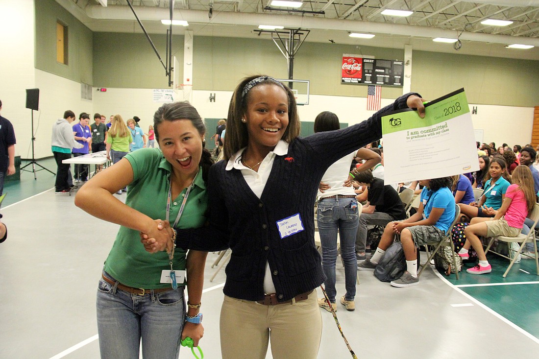 SGA member Noel O'Connor and freshman Jaelyn Lawrence