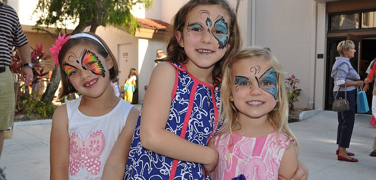 Lauren VanNostrand, Madeline Carson and Piper Carson