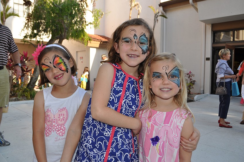 Lauren VanNostrand, Madeline Carson and Piper Carson