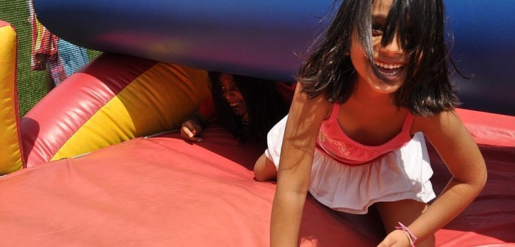 Puja Patel raced her friend Isha Ratani.