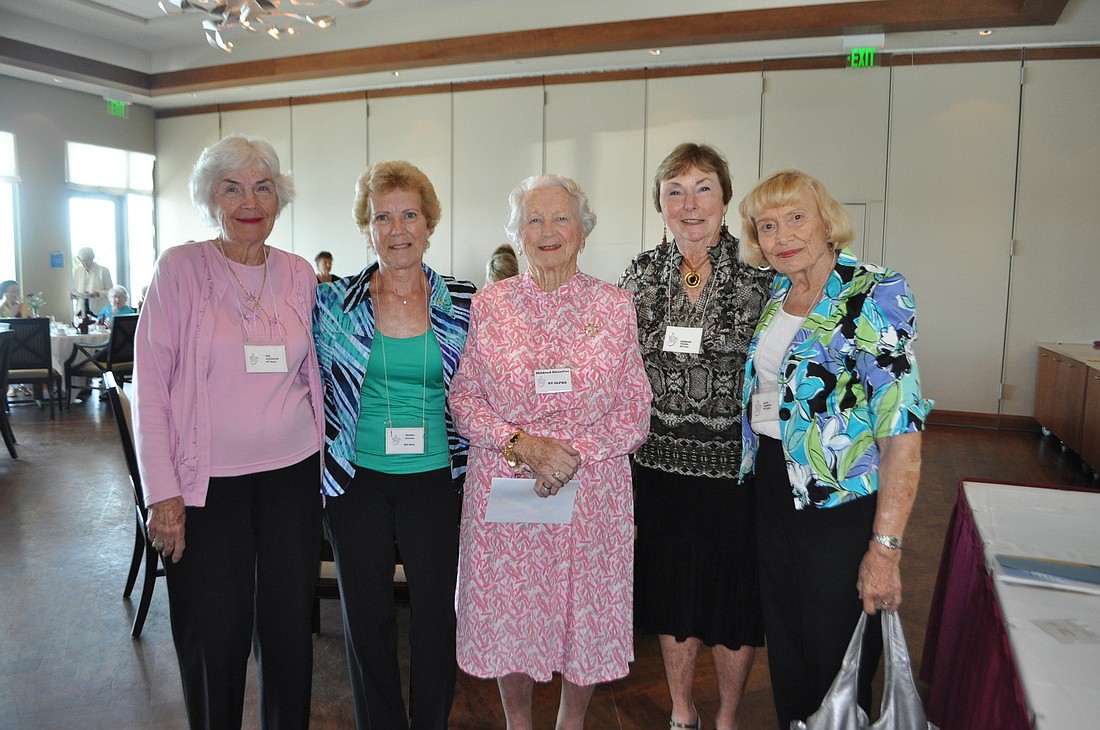 Rae Alexakos, chairwoman Bobbie Lincoln, chapter president Barbara Young, Mildred Straeffer and Betsy Hannan