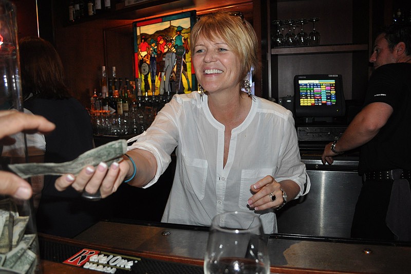 Celebrity bartender Diane Souder poured drinks for the crowd.