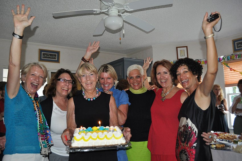 Liz Yerkes, D'Arcy Arpke, hostess Kip O'Neill, Lissy LaFlamme, Lillian Sands, Gail Condrick and Dawn diLorenzo