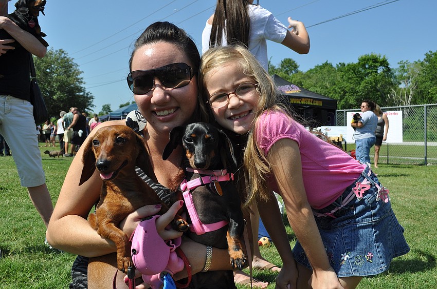 Camila and Cathlin Pohlmann with Lilly and Rosie