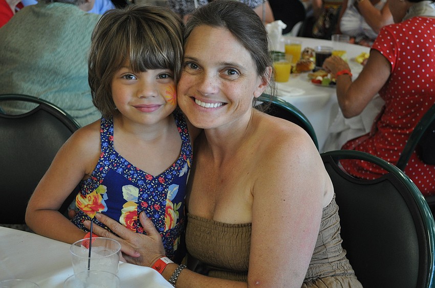 Aislinn and Erica Arend