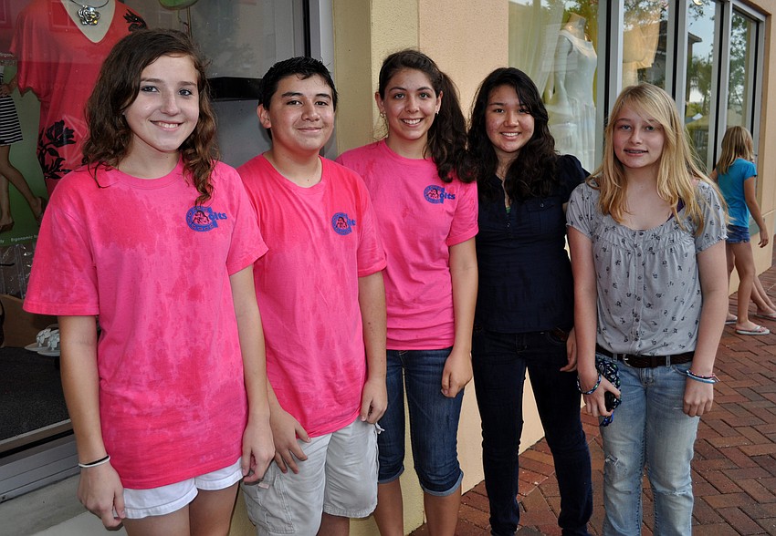 Amanda Hull, Brandon Lopez, Haley Pearson, Noelle Sporer and Julie Lichterman didn't let the weather bring them down.