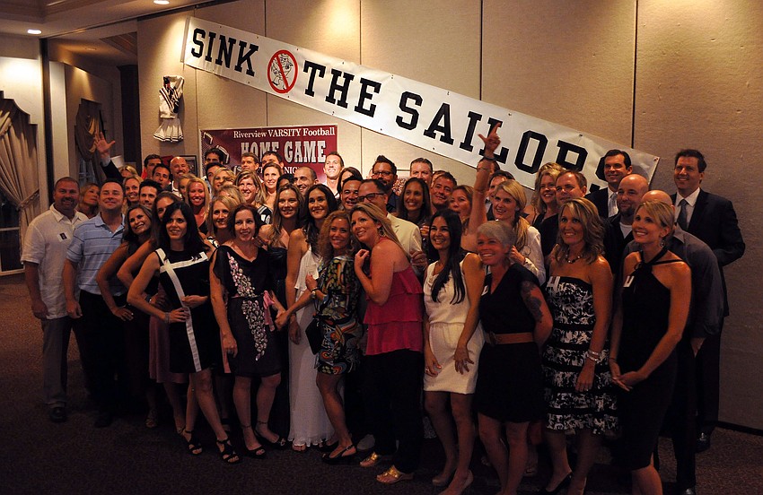 Those who graduated from Riverview High Schoolâ€™s 1991 class got together for a class photo prior to dinner and dancing Saturday, July 23 at Michaelâ€™s on East.