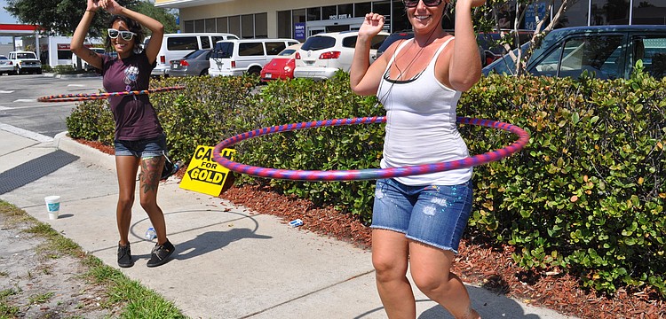 We spotted Genesis Silva and Jennifer Kurt hula hooping today.