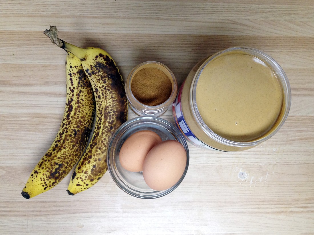 Three-ingredient banana pancakes