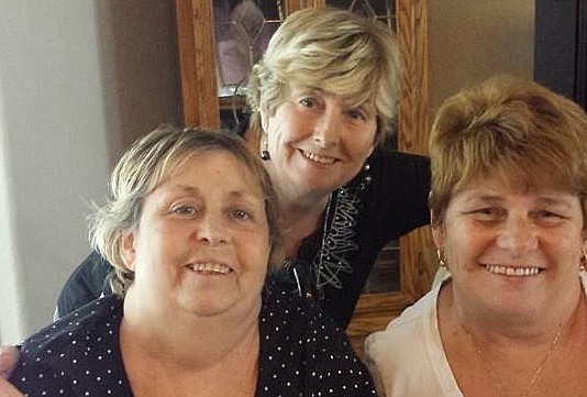 LaWana Whitaker, with her sisters, Eleen Laubenheim and Debbie Marino