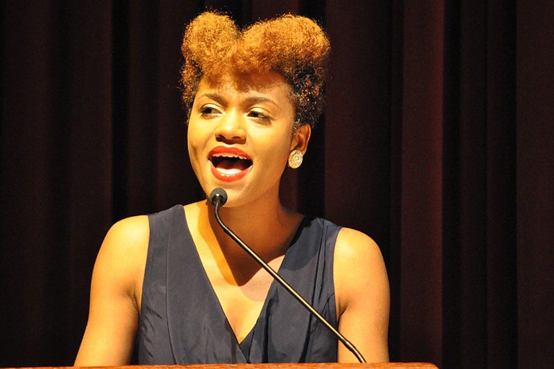 American Idol star Syesha Mercado sang the national anthem.