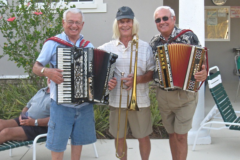 Tony Klepec, Bill Moore, and Frank Padula entertained the crowd.