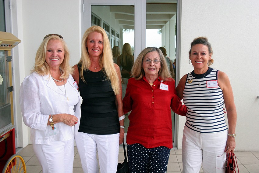 Phyllis Black, Susan Phillips, Lynn Larson and Shannon Gault