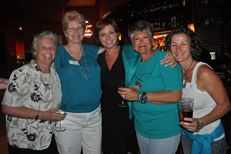 Elaine Kaup, Cathy Hanselman, Maureen Sherbine, Cindy Morton and Debbie Rubin enjoyed mingling with guests.