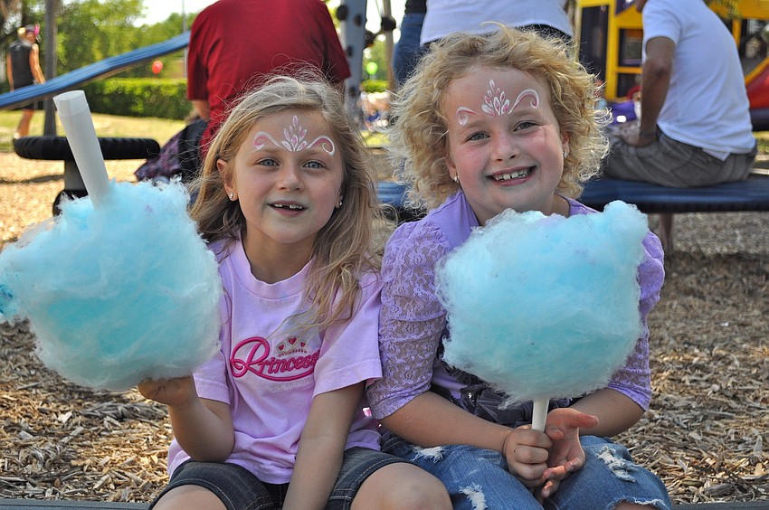 Lindsay Bennett and Gabrielle Bennett