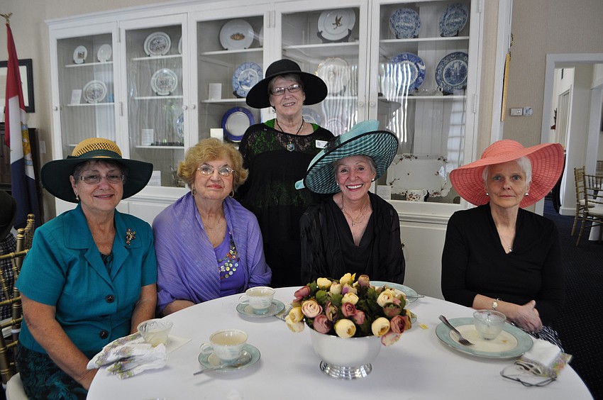 Anna Docchio, Bunny Scudder, Ann Thompson, Jean Wheeler and Alice Holds