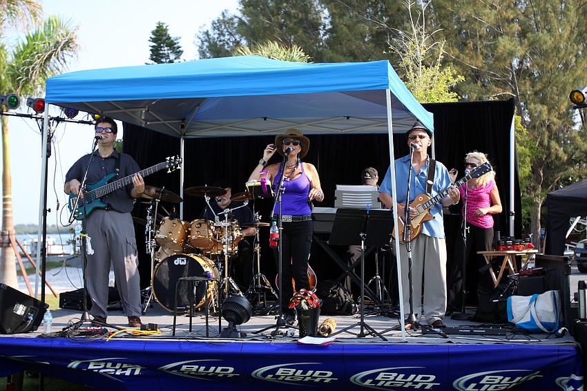 Soul R Coaster were featured at the Sarasota Yacht Club's 1st ever Concert on the Lawn event Saturday, June 11 at the Sarasota Yacht Club.