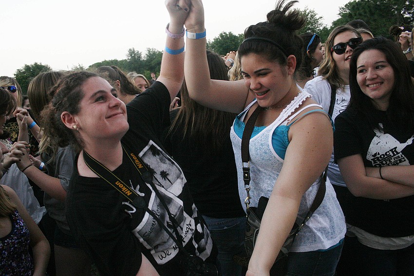 Felicia Cimillo and Samantha Lichtenstein, both 15, stayed in the front row for the entire concert.