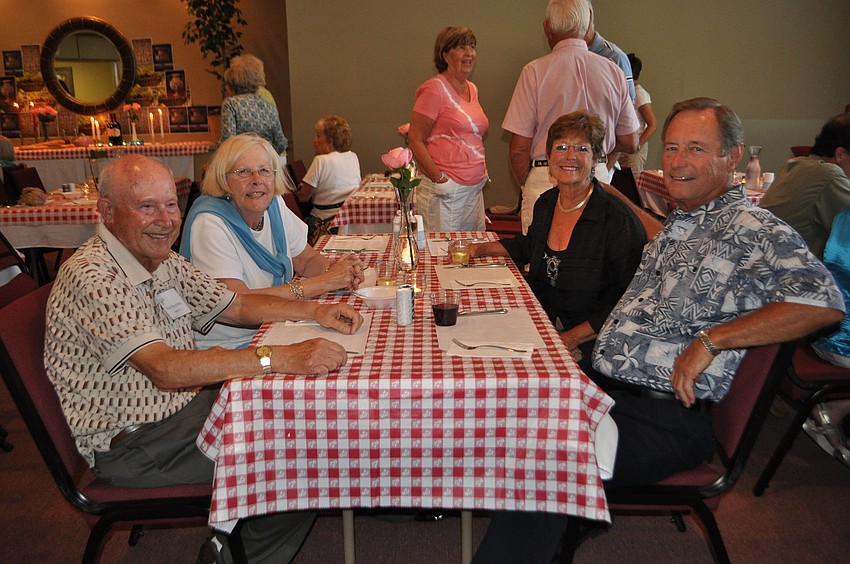 Fred Beyerlein, Cindy Kuehnel and Pat and Ron Hagstrom