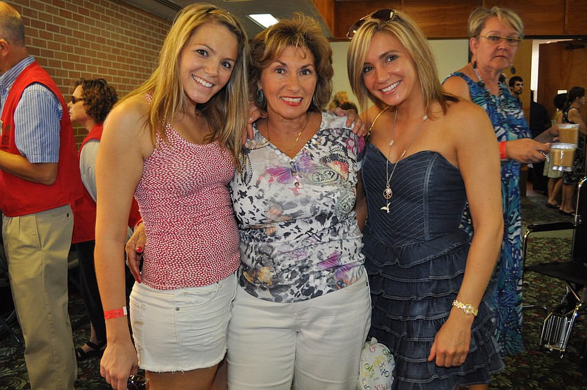 Vanessa, Linda and Amanda Jensen