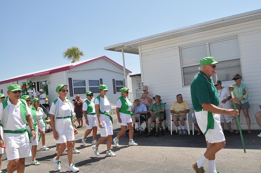Lee Tonner leads The Blarney Bunch