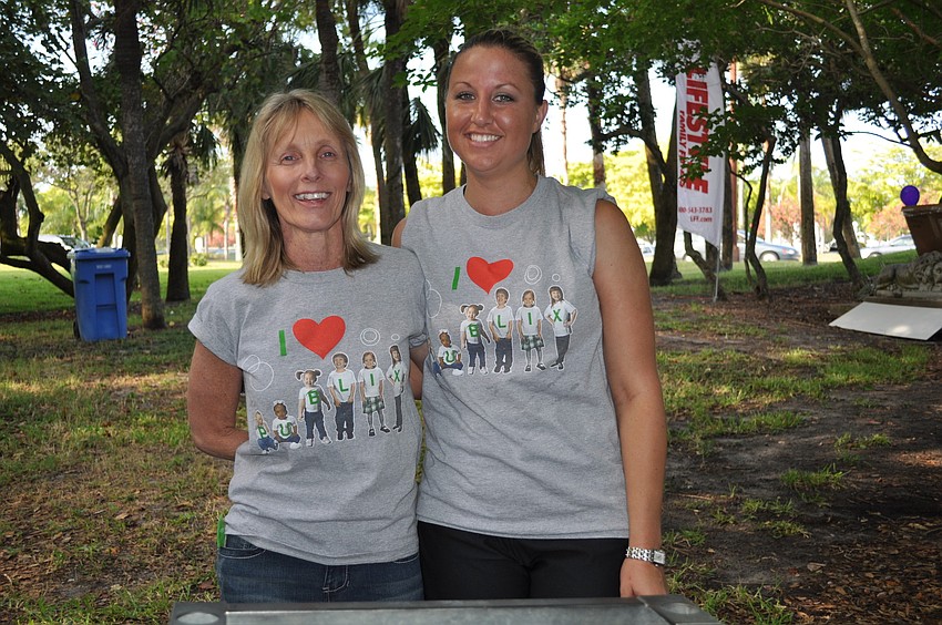 Sue Noel and Heather Hargis