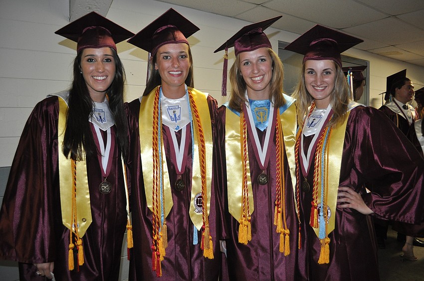 Angelique Kleer, Julienne Koehler, Sydney Linthicum and Ashley Johns