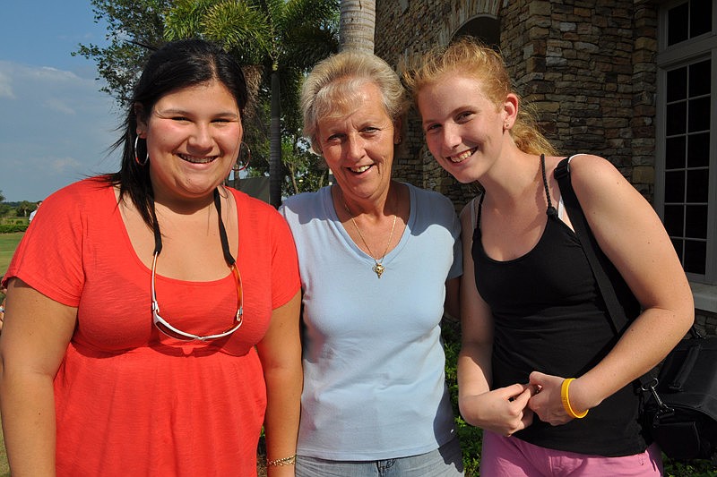Ashley Giron, Debbie Scholl and Sarah Persails grabbed sandwiches before the walk.
