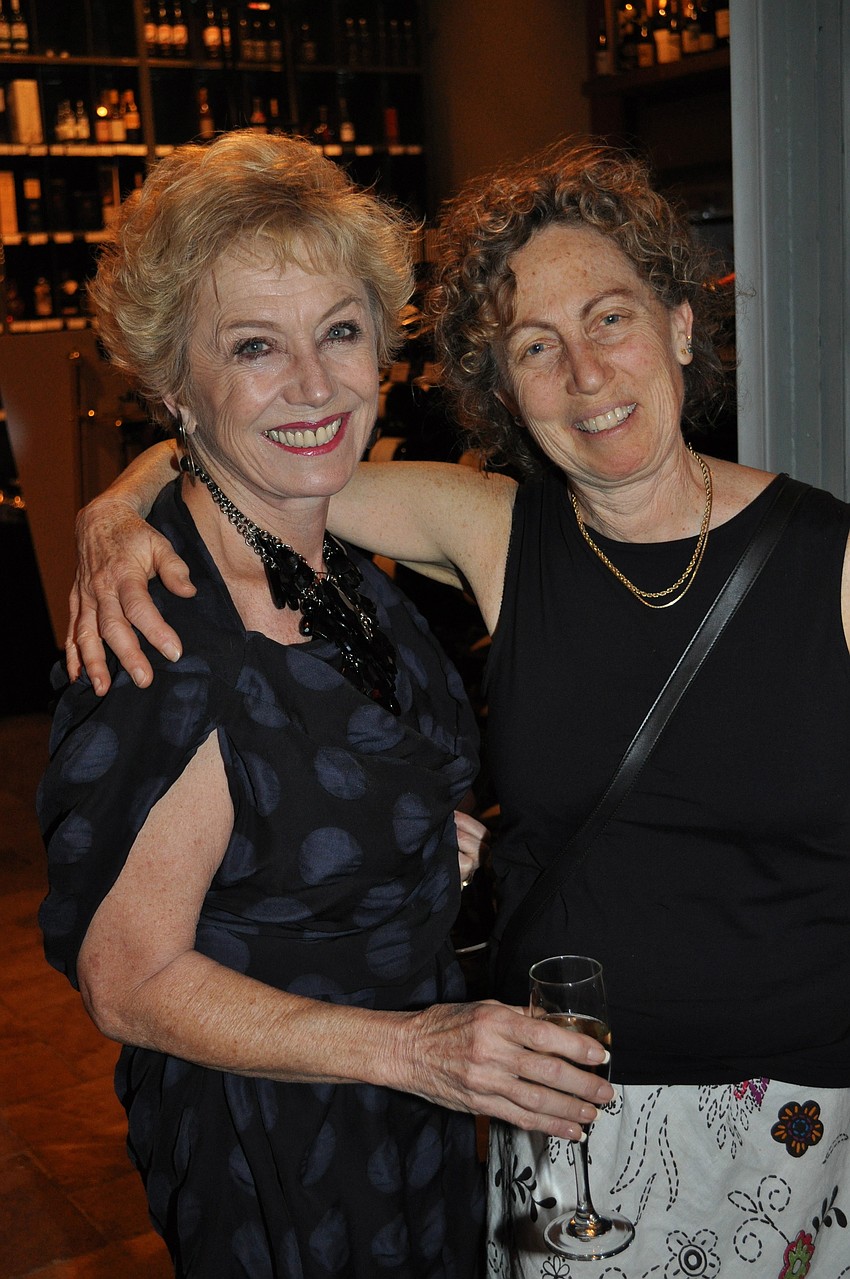 Molly Schechter and her sister, Sara Alexander