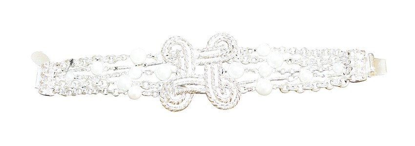 WHITE HOUSE 
BLACK MARKET 
BRACELET 
