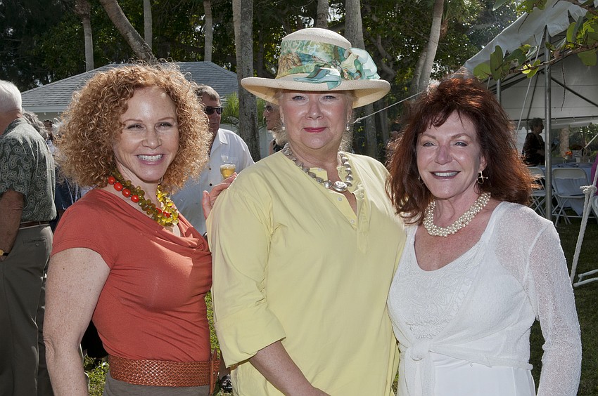 Amanda Cattaneo, Elizabeth Van Riper and Carol Whitebold