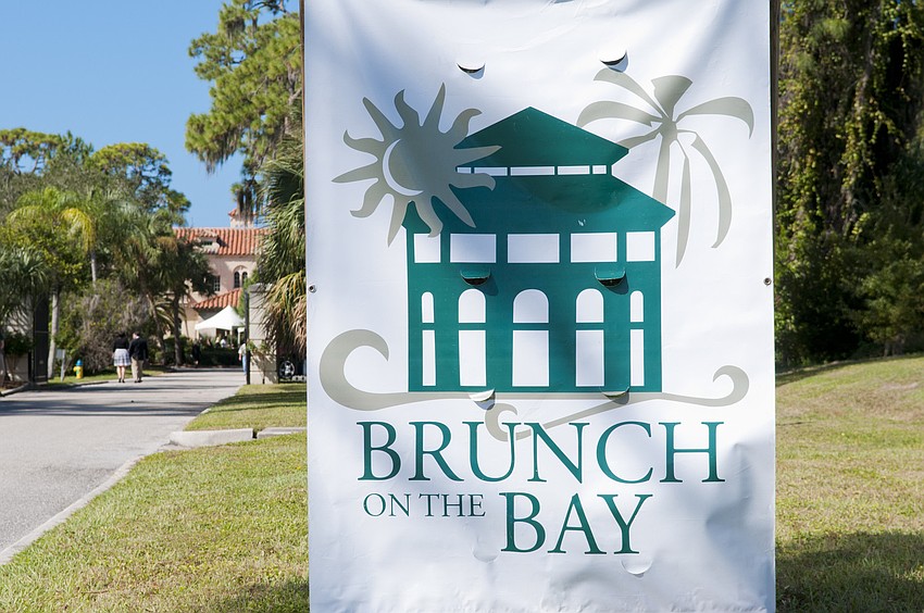 The entrance to the Crosley Estate